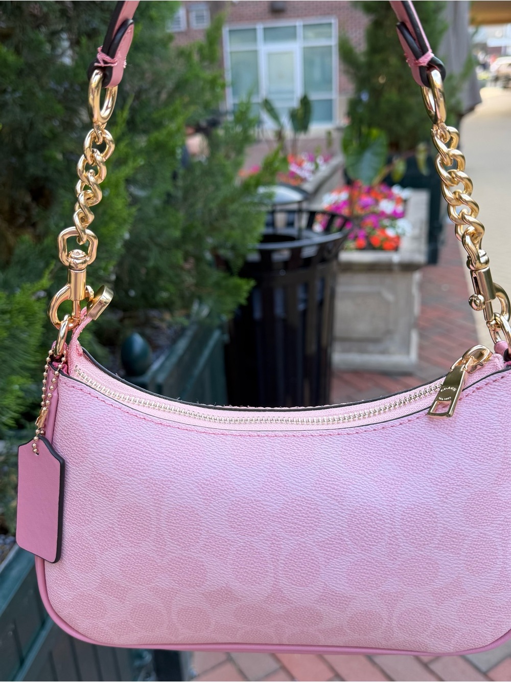 Coach powder pink Teri shoulder bag - Picture 4 of 7
